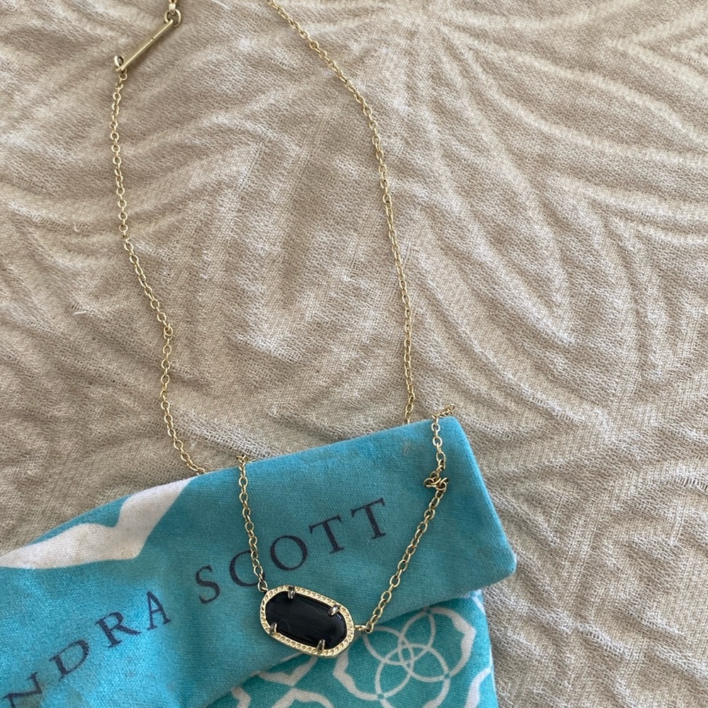 Kendra Scott onyx necklace